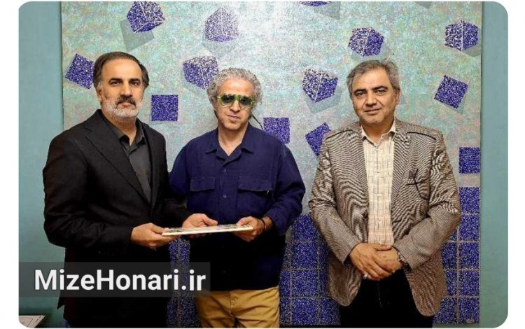 ایوب آقاخانی به عنوان دبیر چهل‌وپنجمین جشنواره بین‌المللی تئاتر فجر منصوب شد و حکم خود را دریافت کرد.